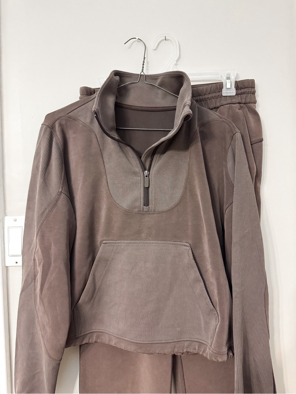 Lululemon Softstreme Set - Brown
